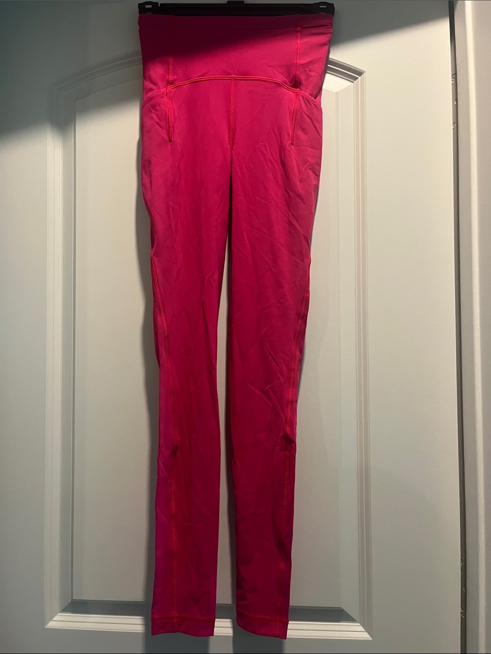 Women’s Lululemon Hot Pink Leggings